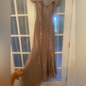 Elegant Off-Shoulder Lace Evening Gown